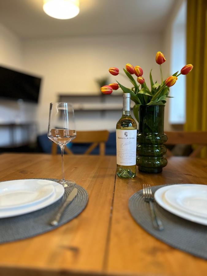 Jazz Apartament Czestochowa Centrum 2-Bedroom Dış mekan fotoğraf