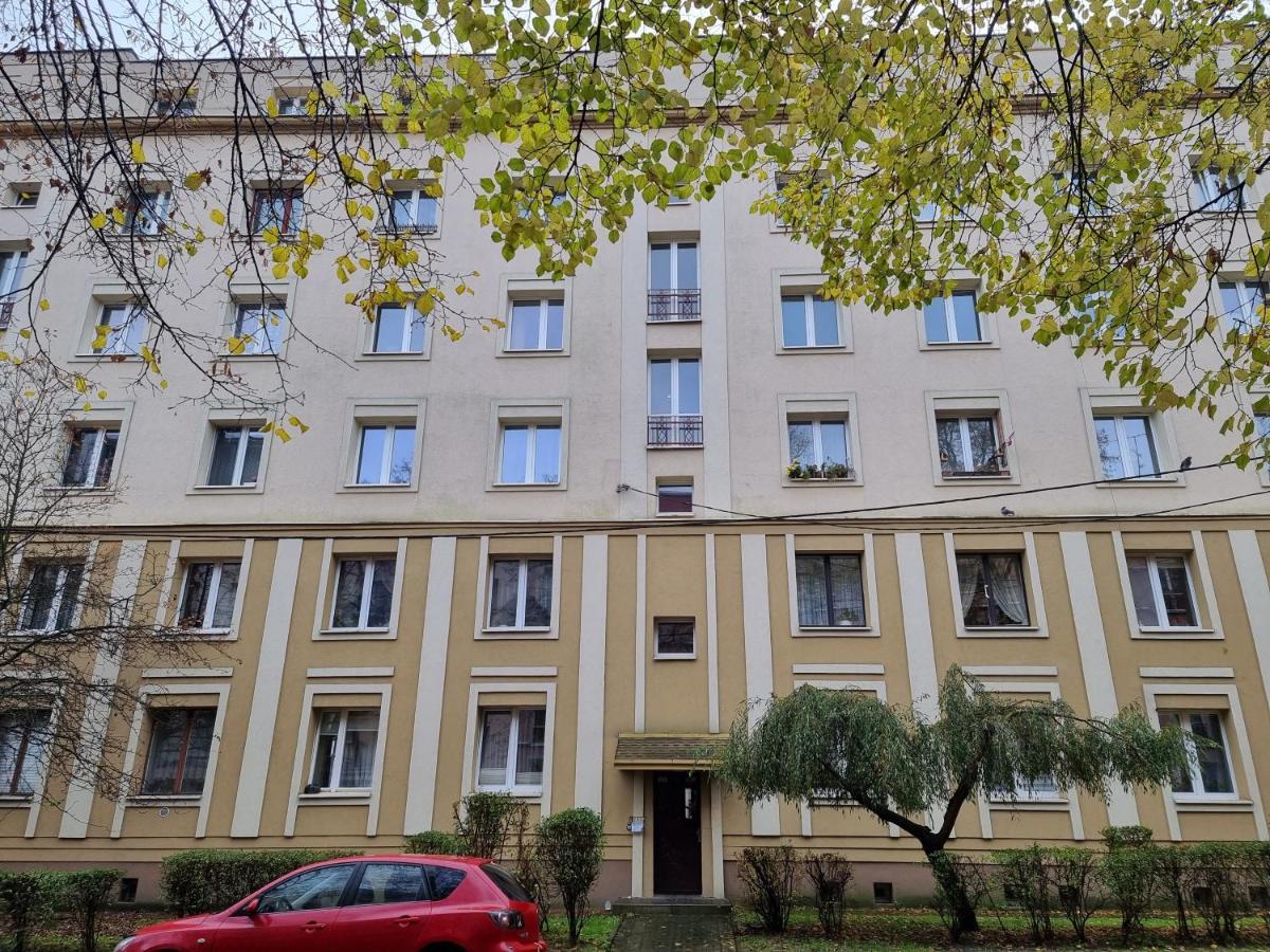 Jazz Apartament Czestochowa Centrum 2-Bedroom Dış mekan fotoğraf